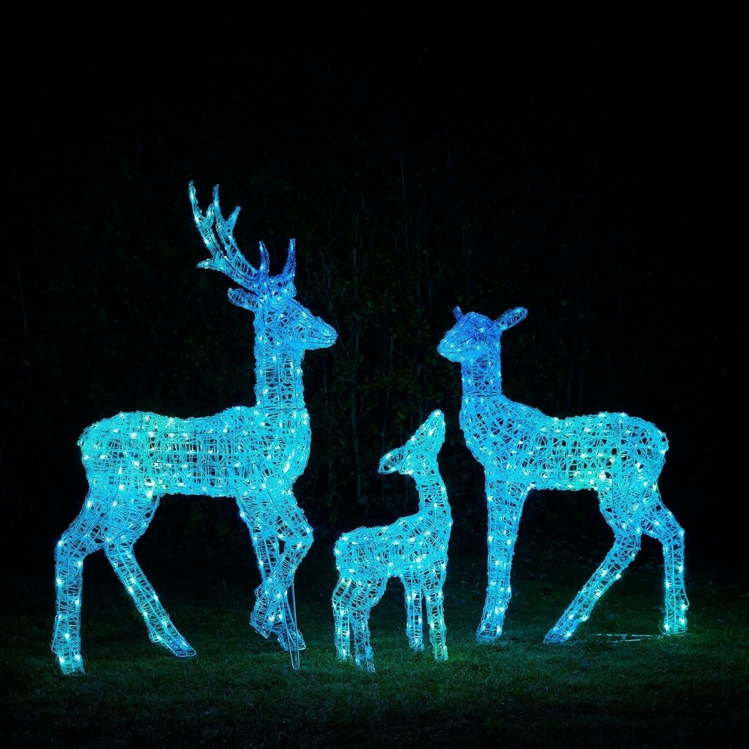 Conjunto de Renas Iluminadas com LED RGB Inteligente e Controle via Wi-Fi