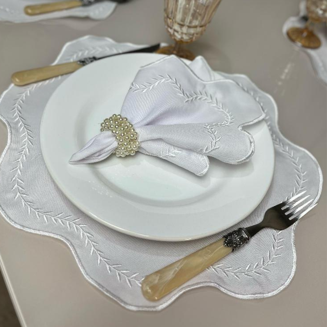 Kit Louça Natalina Premium Completo – 27 Peças