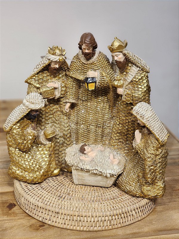 PRESÉPIO EM RESINA DOURADO
